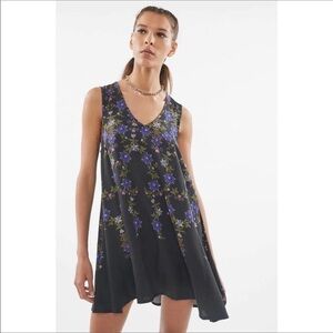 URBAN OUTFITTERS Floral Sleeveless Mini Dress